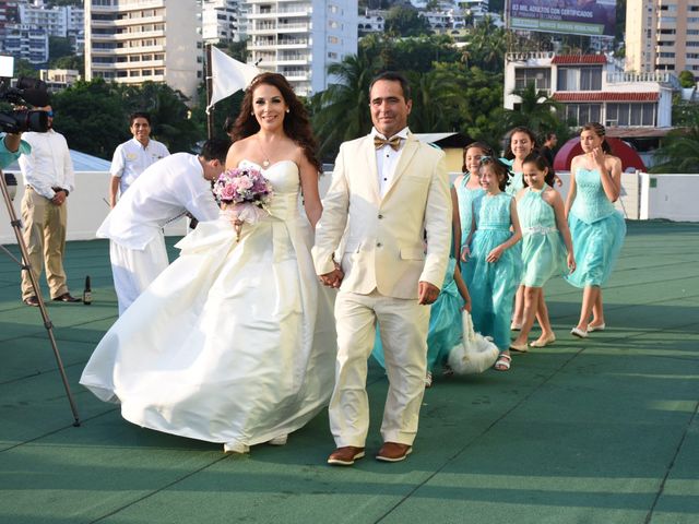 La boda de Guillermo y Carolina en Acapulco, Guerrero 39