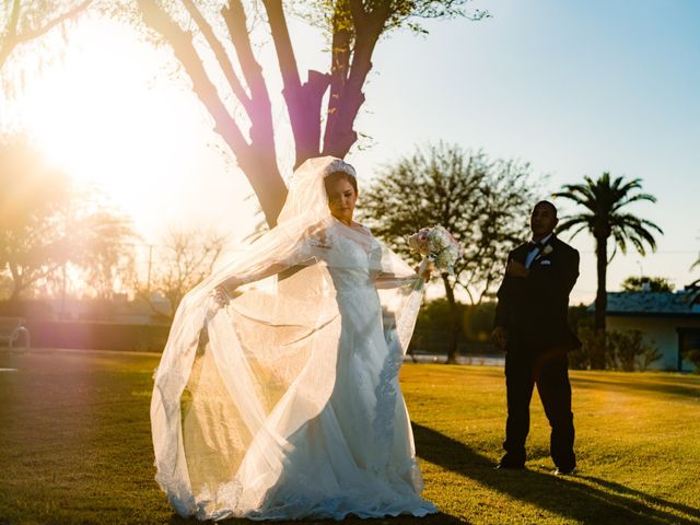 La boda de James y Elizabeth en Mexicali, Baja California 18