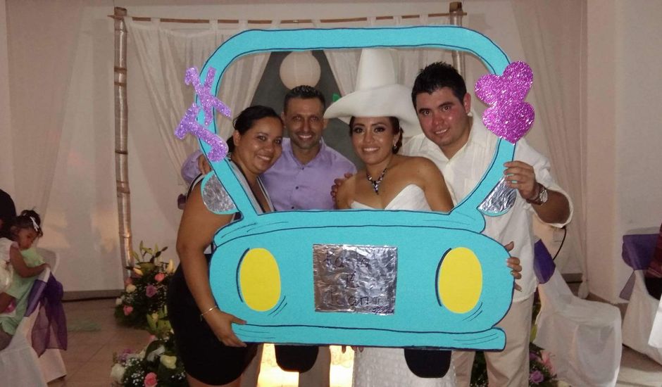 La boda de Juan y Karla en Chilpancingo de los Bravo, Guerrero