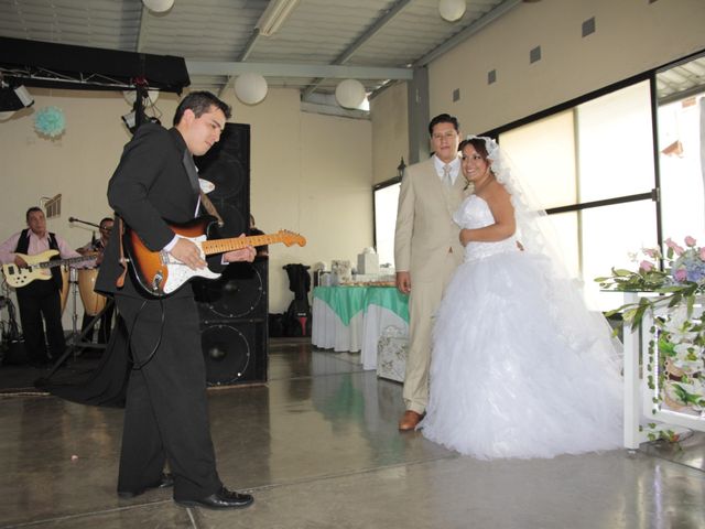 La boda de Victor Manuel y Marysol en Córdoba, Veracruz 23