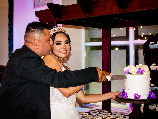 La boda de Victor y Isabel en Guadalajara, Jalisco 16
