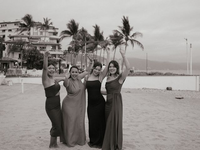 La boda de Ben y Brenda en Puerto Vallarta, Jalisco 60