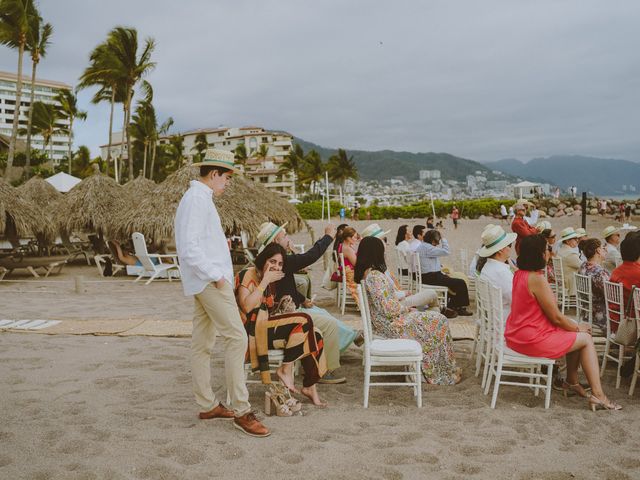 La boda de Ben y Brenda en Puerto Vallarta, Jalisco 72