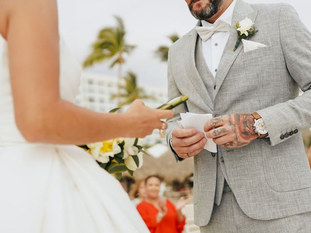 La boda de Ben y Brenda en Puerto Vallarta, Jalisco 83