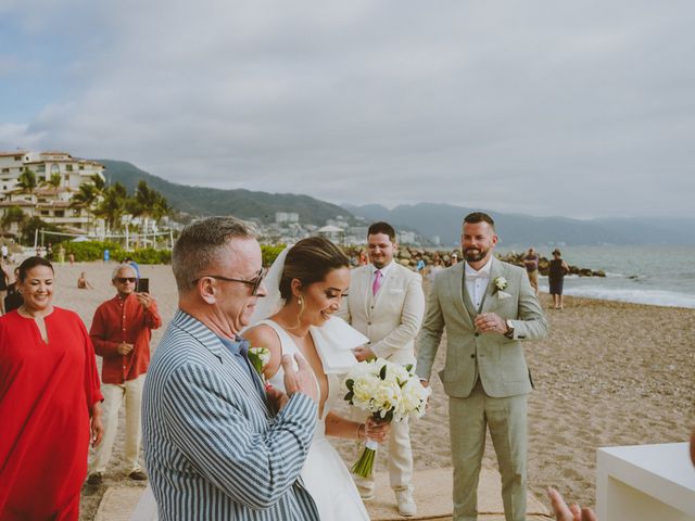 La boda de Ben y Brenda en Puerto Vallarta, Jalisco 90