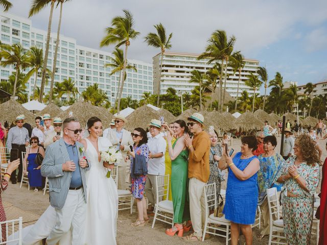 La boda de Ben y Brenda en Puerto Vallarta, Jalisco 91