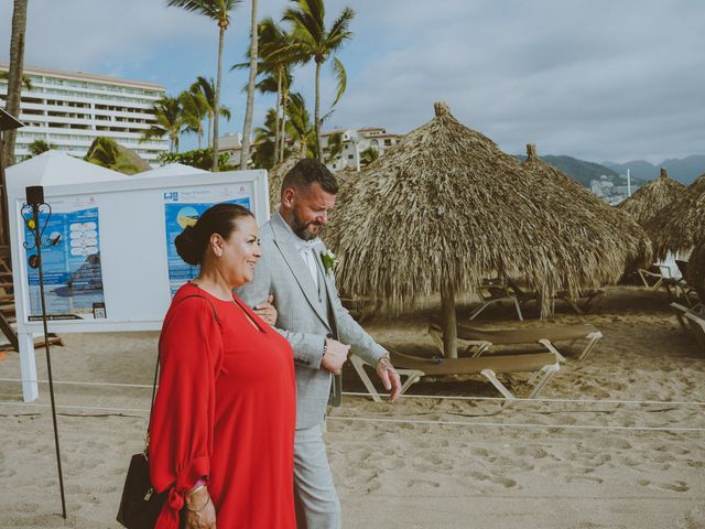 La boda de Ben y Brenda en Puerto Vallarta, Jalisco 94