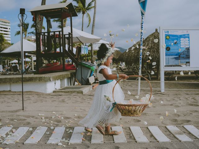 La boda de Ben y Brenda en Puerto Vallarta, Jalisco 65