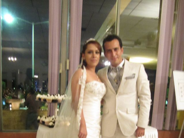 La boda de Leslie y Adrian en Benito Juárez, Ciudad de México 2