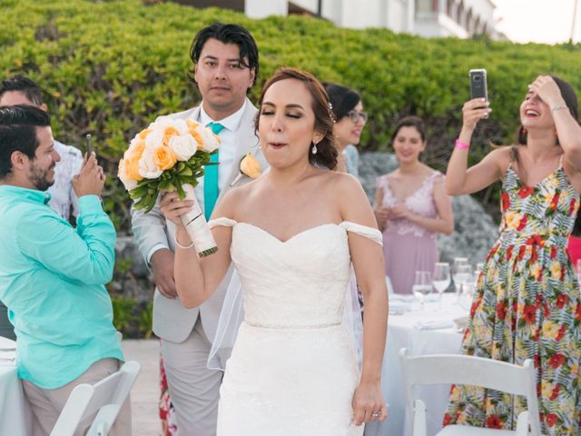 La boda de Oziel y Salma en Cancún, Quintana Roo 101