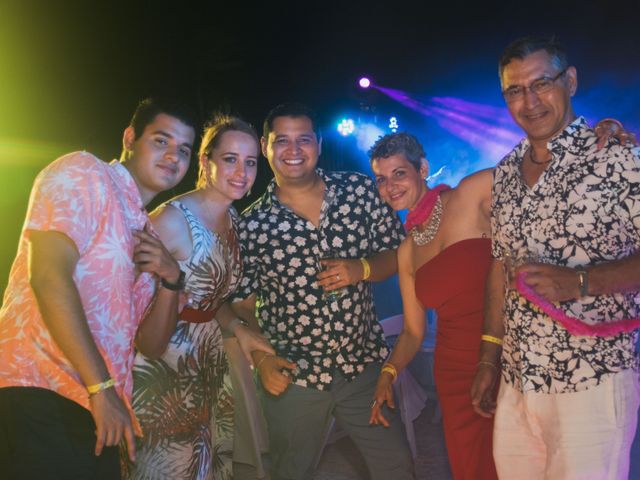 La boda de Oziel y Salma en Cancún, Quintana Roo 18