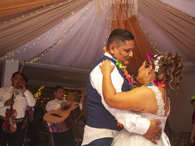 La boda de Carlos y Laura en Coatzacoalcos, Veracruz 1