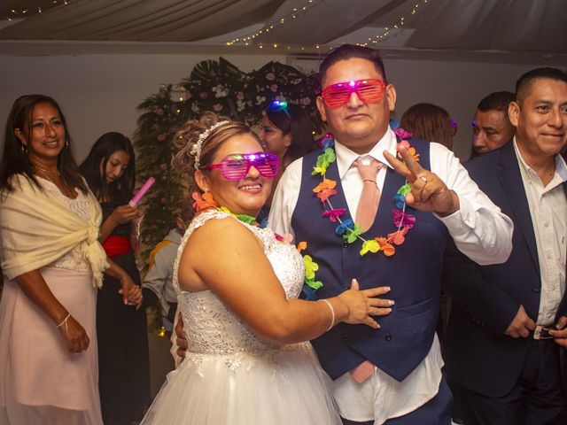 La boda de Carlos y Laura en Coatzacoalcos, Veracruz 13