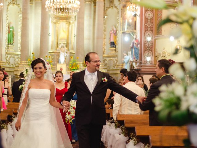 La boda de Rubén y Laura en Salamanca, Guanajuato 1