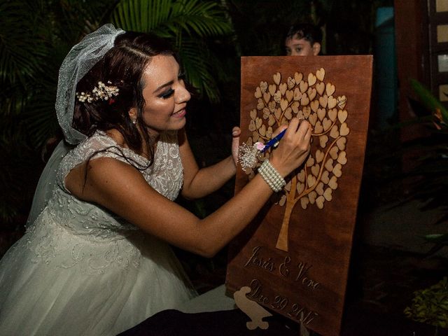 La boda de Jesús  y Verónica  en Bahía de Banderas, Nayarit 16