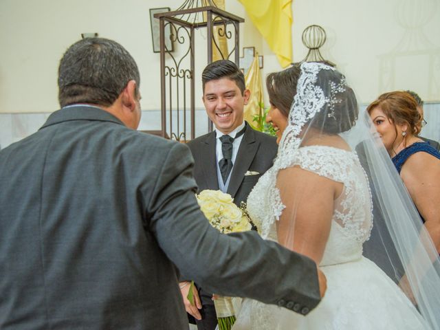 La boda de Emmanuel y Patricia en Zapopan, Jalisco 15