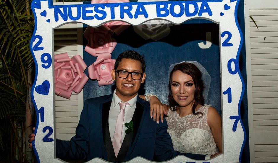 La boda de Jesús  y Verónica  en Bahía de Banderas, Nayarit