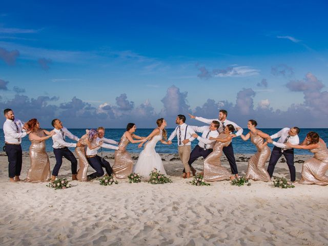 La boda de Sam y Ashley en Isla Mujeres, Quintana Roo 13