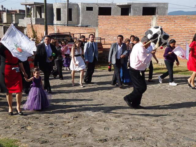 La boda de Maribel y Rigoberto en Tzintzuntzan, Michoacán 4