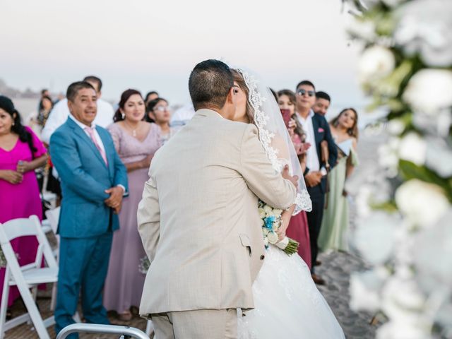 La boda de Raúl y Adilene en Acapulco, Guerrero 74