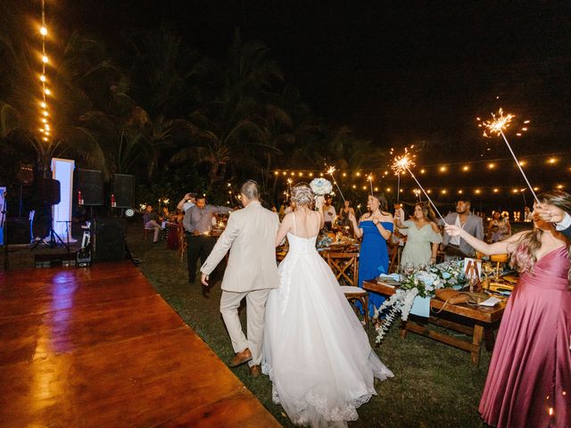 La boda de Raúl y Adilene en Acapulco, Guerrero 100