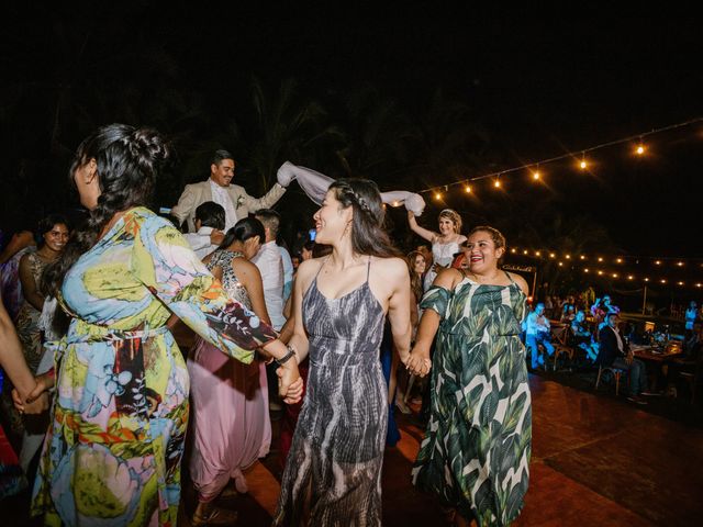 La boda de Raúl y Adilene en Acapulco, Guerrero 142