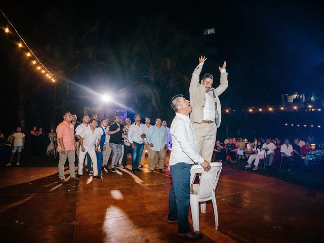 La boda de Raúl y Adilene en Acapulco, Guerrero 158