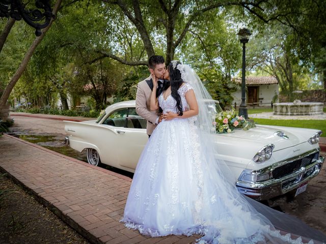 La boda de Távora y Karla en Morelia, Michoacán 35