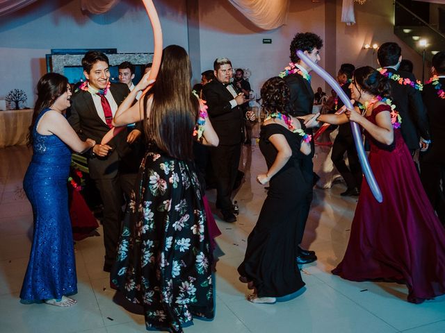 La boda de Jonathan y Gema  en Saltillo, Coahuila 16