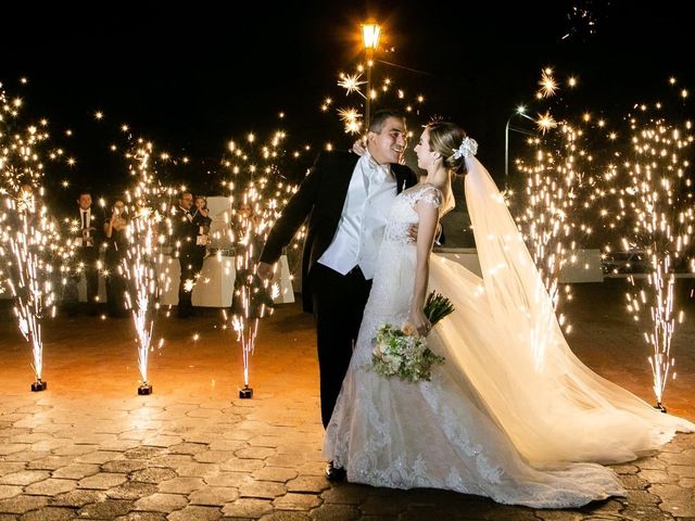 La boda de Carlos y Valeria en Monterrey, Nuevo León 10
