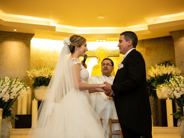 La boda de Carlos y Valeria en Monterrey, Nuevo León 11