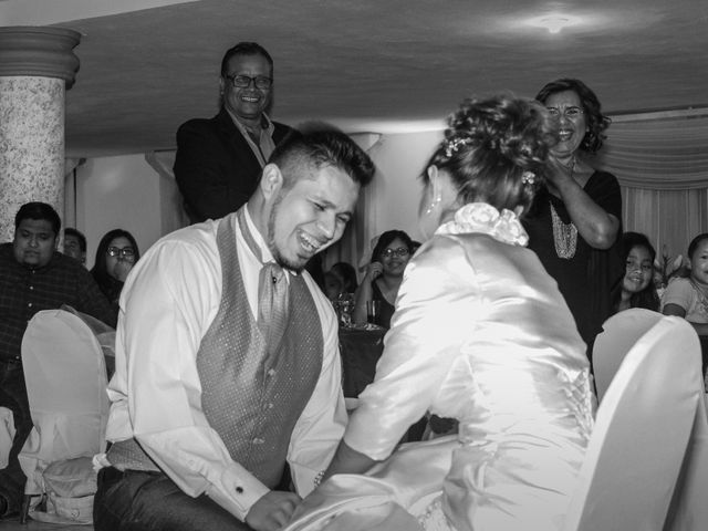 La boda de Luis y Mayra en Cañadas de Obregón, Jalisco 24