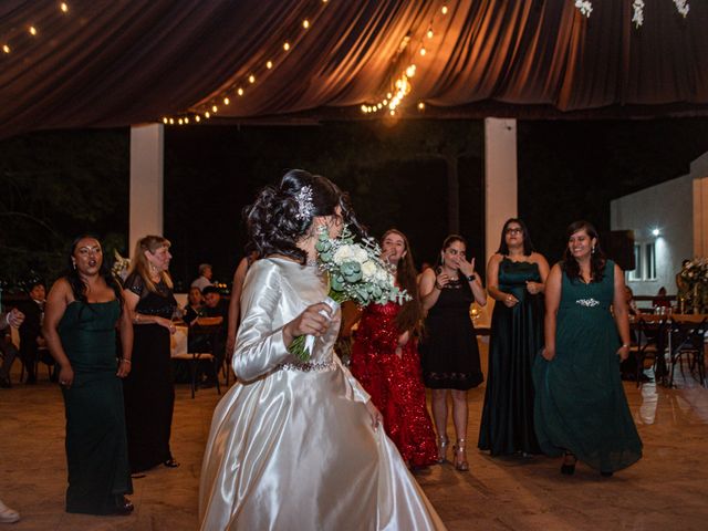 La boda de Alejandro Alayon y Teresita Alvarez en Morelia, Michoacán 7
