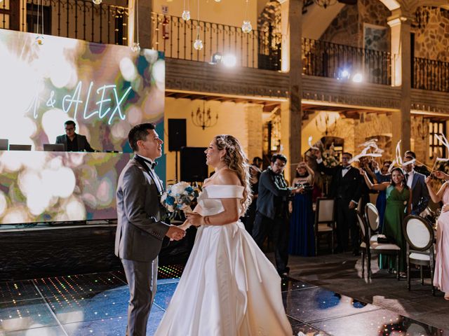 La boda de Alejandro y Claudia en Almoloya de Juárez, Estado México 98