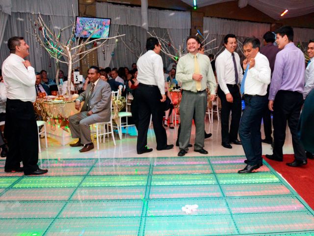La boda de Javier y Cynthia en Tlalpan, Ciudad de México 242