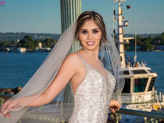 La boda de Adrian y Georgina en Tampico, Tamaulipas 3