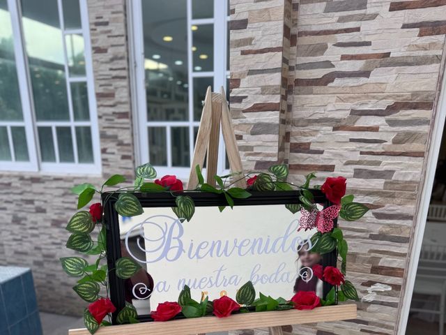 La boda de Erik  y Verónica  en Huanímaro, Guanajuato 17