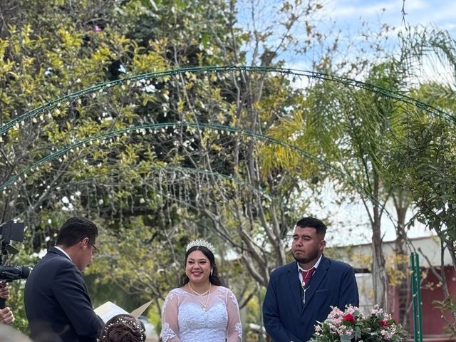 La boda de Erik  y Verónica  en Huanímaro, Guanajuato 19