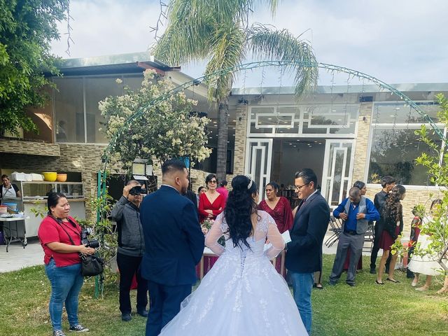 La boda de Erik  y Verónica  en Huanímaro, Guanajuato 22