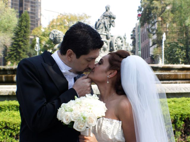 La boda de Ulises y Karla en Centro, Ciudad de México 31