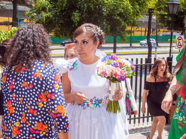 La boda de Ricardo y Yuri en Iztacalco, Ciudad de México 26