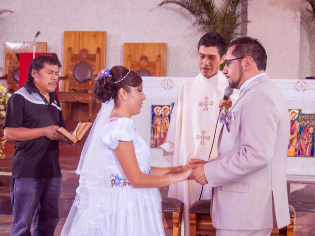 La boda de Ricardo y Yuri en Iztacalco, Ciudad de México 35