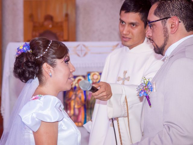 La boda de Ricardo y Yuri en Iztacalco, Ciudad de México 36