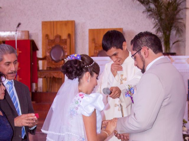 La boda de Ricardo y Yuri en Iztacalco, Ciudad de México 43