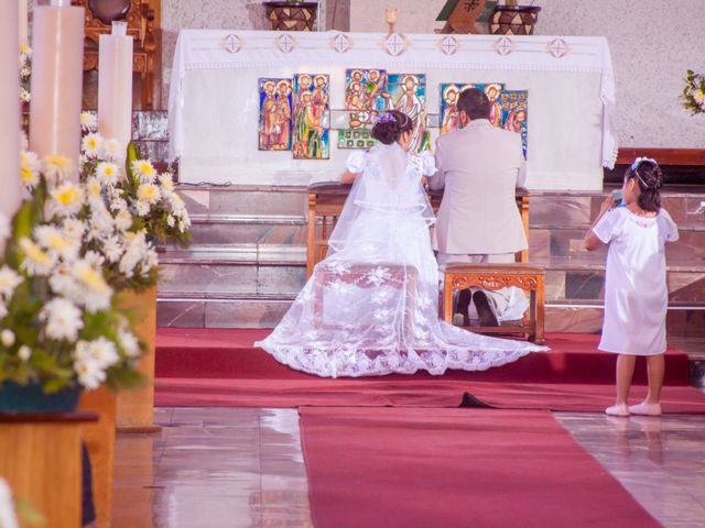 La boda de Ricardo y Yuri en Iztacalco, Ciudad de México 56