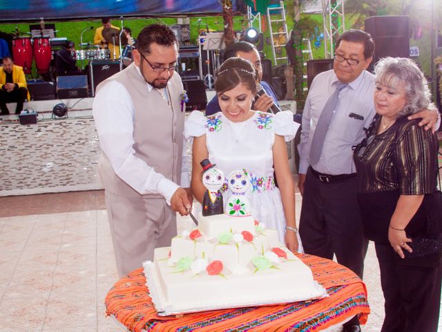 La boda de Ricardo y Yuri en Iztacalco, Ciudad de México 102