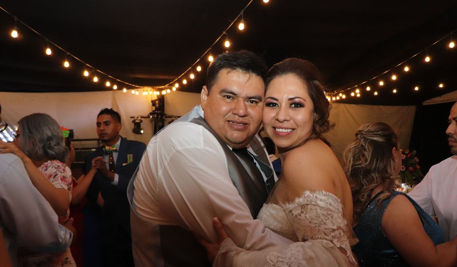 La boda de Elizabeth  y Adrian  en San Luis Potosí, San Luis Potosí