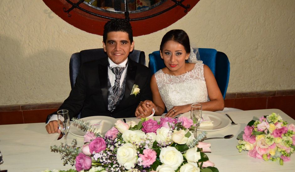 La boda de Daniel y Diana en Acaxochitlán, Hidalgo