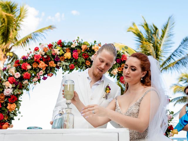 La boda de Timothy y Dilssie en Playa del Carmen, Quintana Roo 51