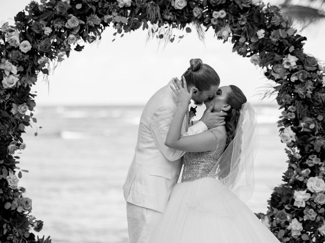 La boda de Timothy y Dilssie en Playa del Carmen, Quintana Roo 52